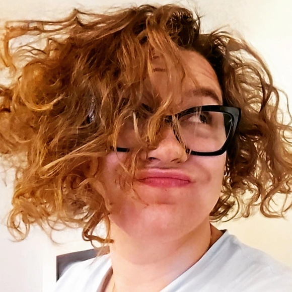 Meet your Posher, Samantha - Picture 8 of 9